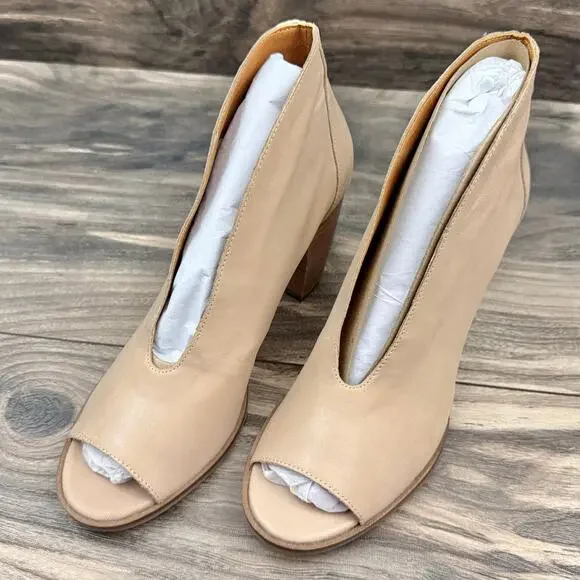NIB Lucky Brand Joal 9M Leather Deep Notch Open Toe Pump Bootie Shootie Stone - Picture 2 of 12